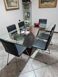 TAVOLO IN CRISTALLO PER SALA RIUNIONI