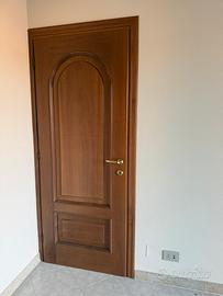 Porta porte in legno massiccio