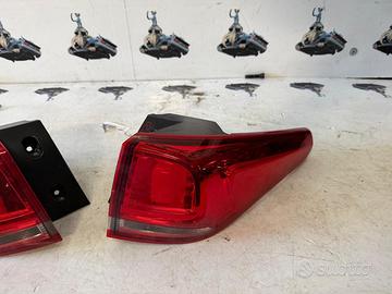 Fanale posteriore destro dr f35