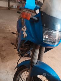 Moto Suzuki diebel 