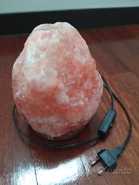 Lampada di sale rosa