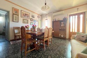 5 LOCALI A ASTI