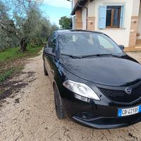 Lancia Ypsilon 1.0 Hybrid EcoChic | Unico Propriet