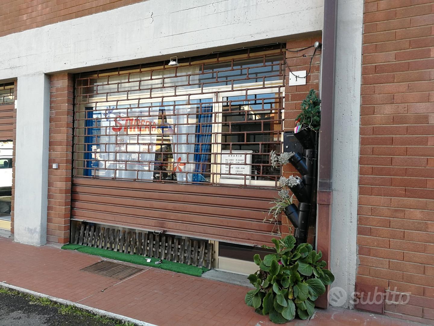Locale ad uso commerciale - Vista 4