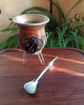 Recipiente di zucca per mate argentino 