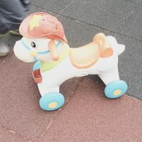 cavallo chicco bambino