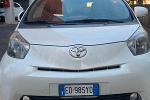 Toyota IQ 1.0 Sol