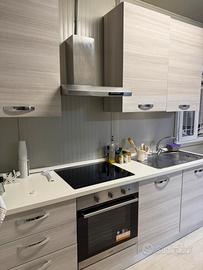 Cucina lineare 240 cm