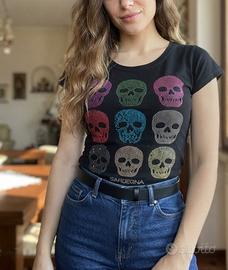 T-shirt nera teschi strass Sardegna taglia S
