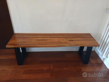 panca in legno e metallo