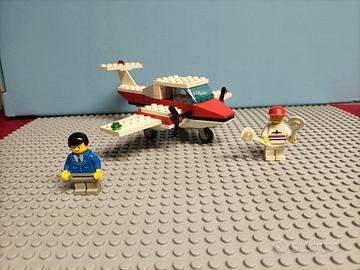 Lego vintage 6687 Classic Town air port 