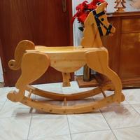CAVALLO A DONDOLO