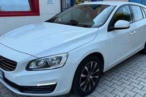 Volvo V60 D2 Geartronic Business N1