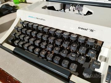 Macchina da scrivere Sperry Remington Travel 76 Vi