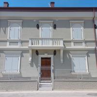 Nuovo, centralissimo, a due passi dal mare