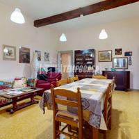 Ampio quadrilocale termoautonomo con garage in cen