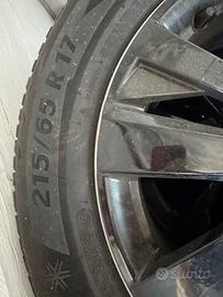 215 65 17 peugeot