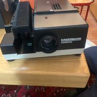 Proiettore per diapositive cin telecomando