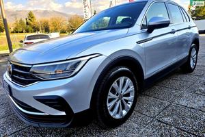 VOLKSWAGEN Tiguan 2.0 TDI 150 CV SCR DSG Life