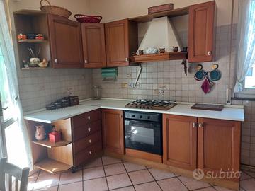 cucina in legno componibile
