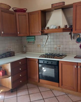 cucina in legno componibile