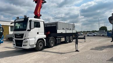 Man TGS 35.420 con cassone fisso e gru