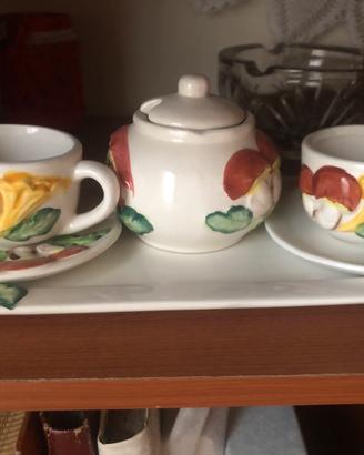 Set zuccheriera piu tazzine in coordinato