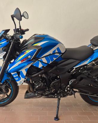 Suzuki GSX-S 750 Yugen Carbon