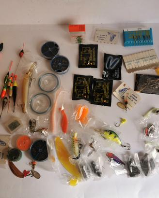 lotto pesca, 70 pezzi