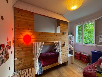 Letto a castello a casetta: il sogno dei bimbi