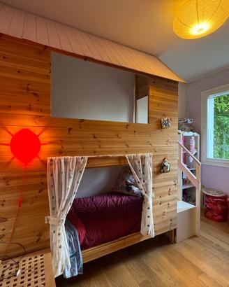 Letto a castello a casetta: il sogno dei bimbi