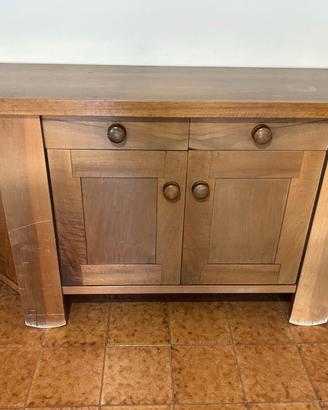 Credenza in noce design Silvio Coppola per Bernini