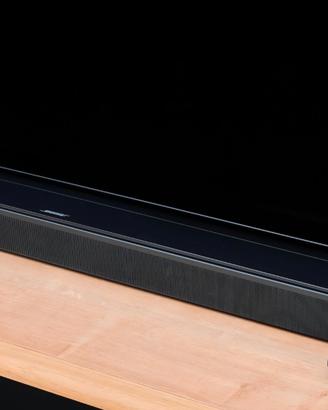 Bose  Soundbar 700+AdaptIQ+Remotecontrol