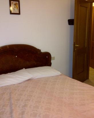 Camera da letto completa
