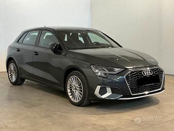 Audi A3 sportback 35 TDI S tronic / PELLE / CAMERA