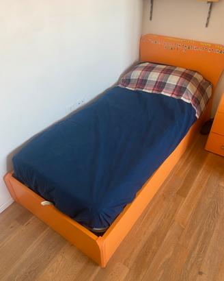 Letto con vano contenitore arancione