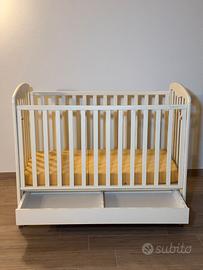 LETTINO FOPPAPEDRETTI CON CASSETTI E MATERASSO