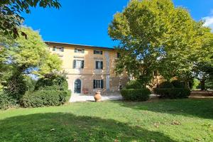 Villa e Fattoria con vigneto Pisa