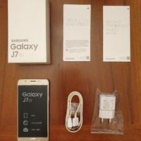 Samsung Galaxy J7-6 con 2 Glass Screen Protector