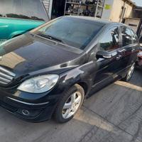 Ricambi Mercedes classe b 170 anno 2007