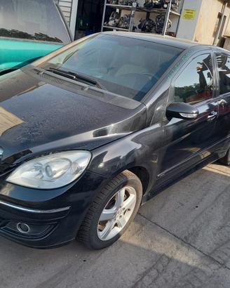 Ricambi Mercedes classe b 170 anno 2007