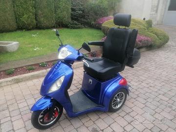 Scooter elettrico per disabili