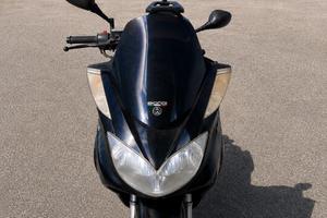 Yamaha Majesty 400 – Usato, comodo in cittá