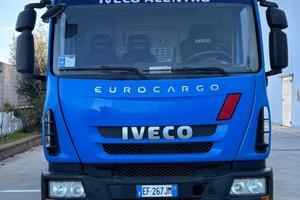 Iveco 100