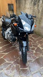 Suzuki V Strom DL 650 - 2004
