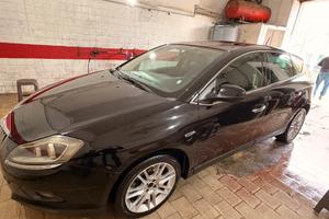 Lancia delta platino tetto apribile anno 2009