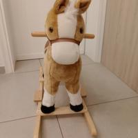 cavallo a dondolo
