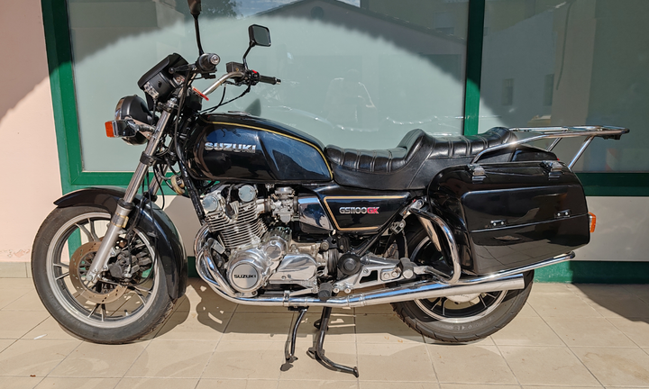 Suzuki GS1100GK - 1982
