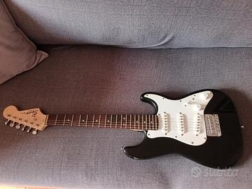 Fender Stratocaster Mini con amplificatore dedicat
