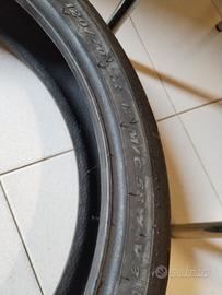 pneumatico anteriore Pirelli Diablo super Corsa 